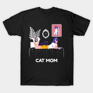 cat mom T-Shirt